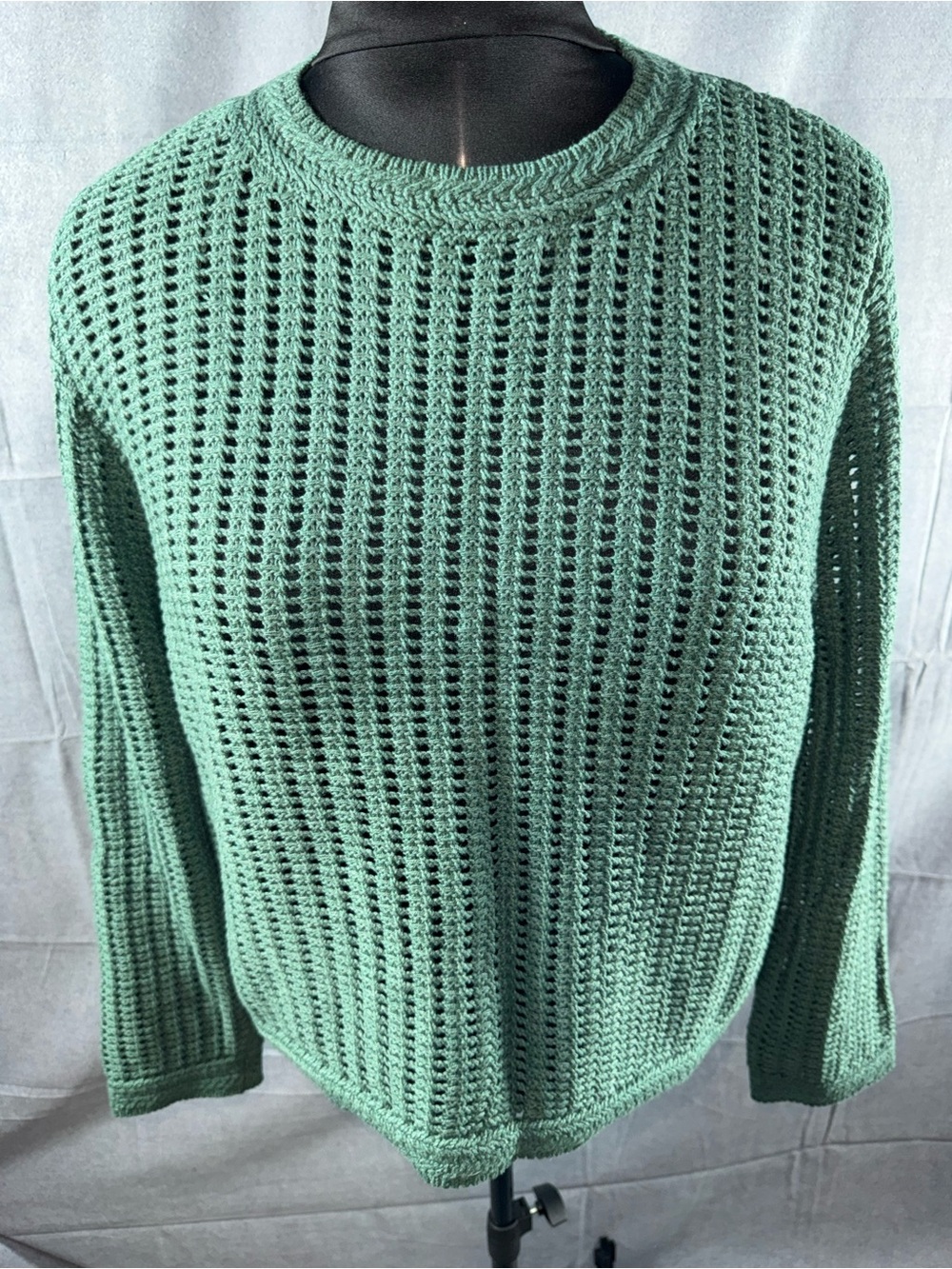 2690-Universal Thread Mint Open-Weave Crewneck Sweater
